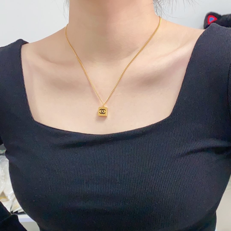 Ch**el necklaces